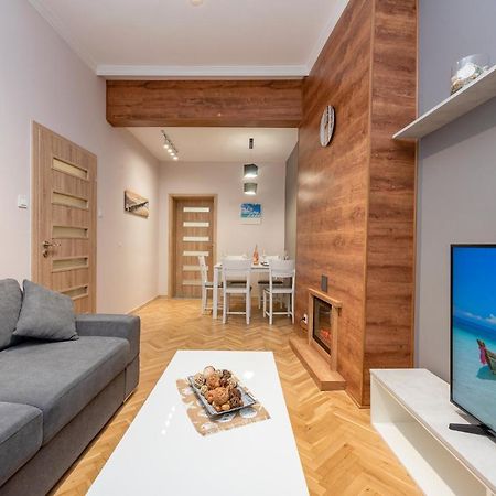 Downtown Apartment Бургас Екстериор снимка