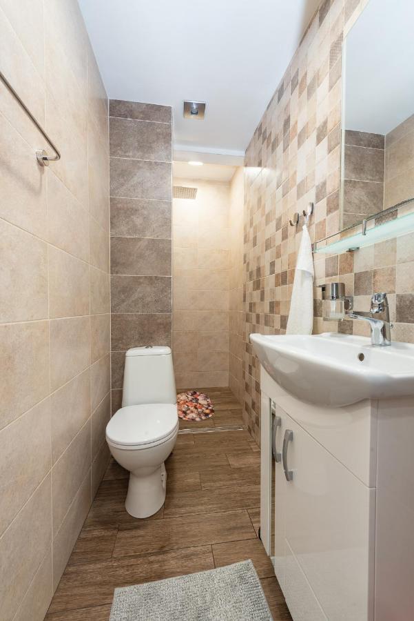 Downtown Apartment Бургас Екстериор снимка